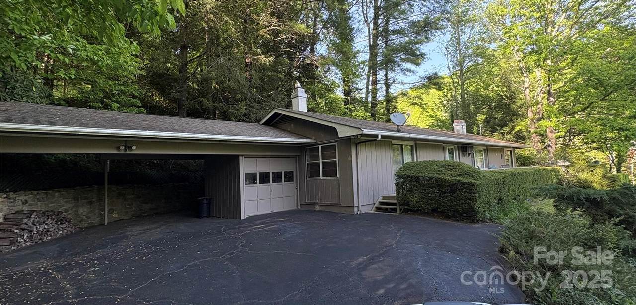 108 Golfview Drive - Photo 1