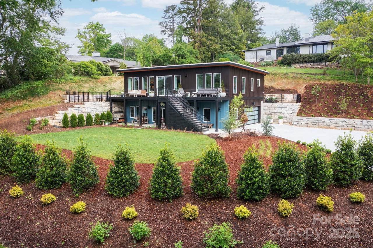 8 Midland Drive - Photo 1