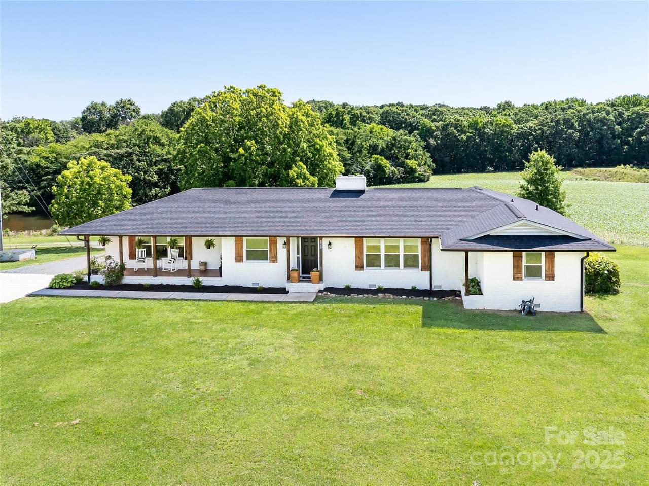 5710 Lander Benton Road - Photo 1