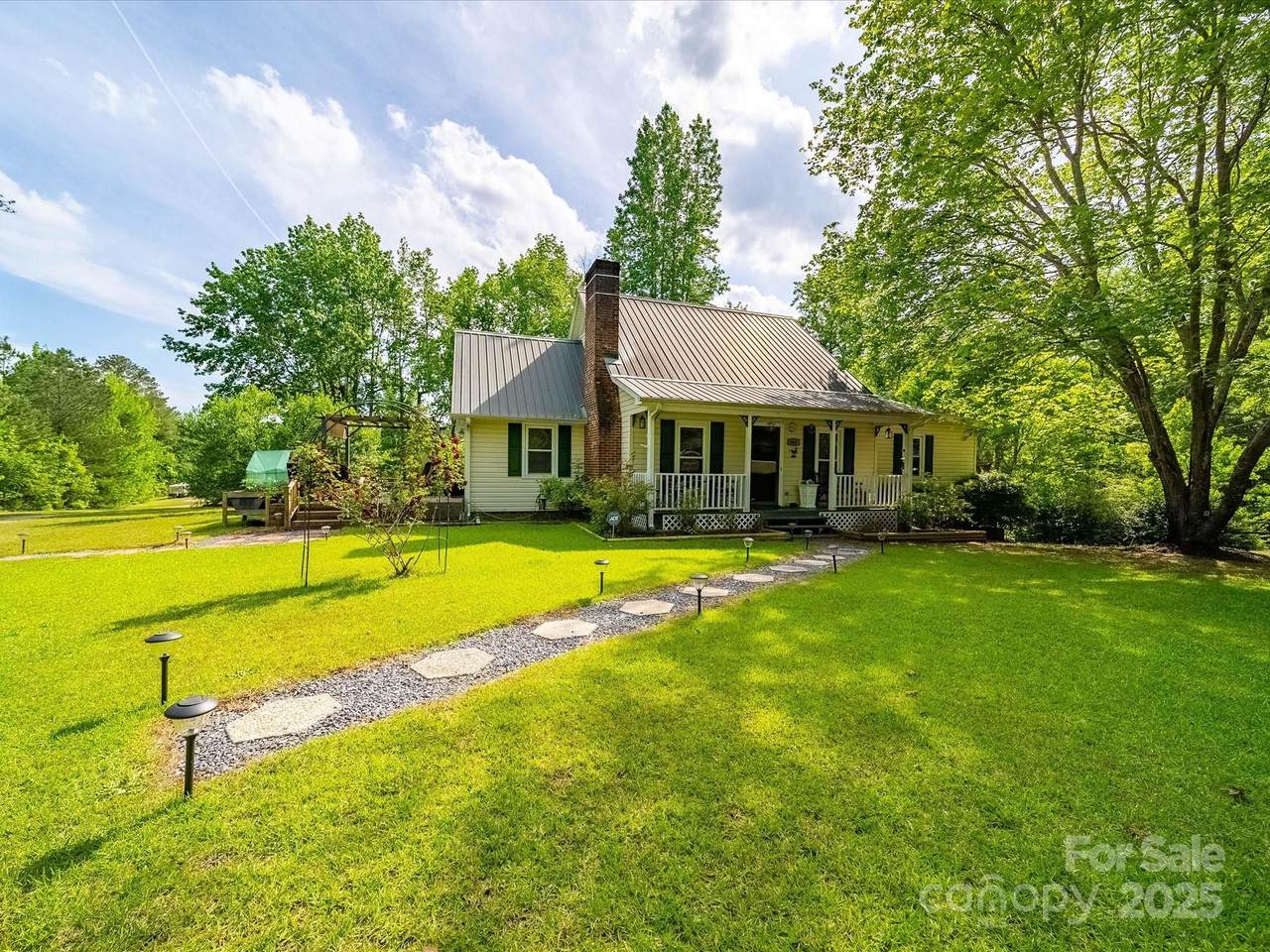 464 Ingram Road - Photo 1