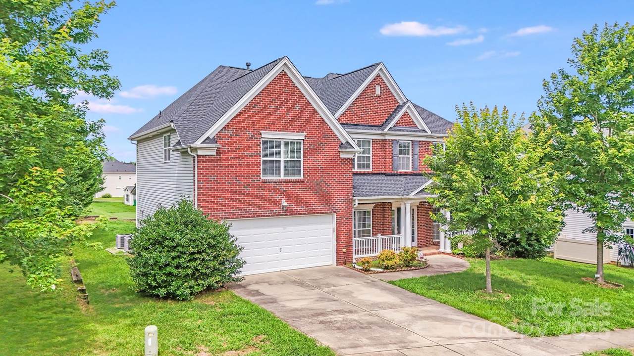 6227 Castlecove Road - Photo 1