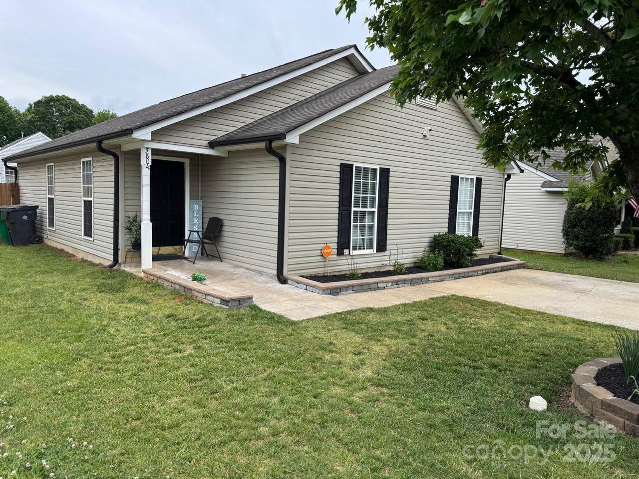 5804 Fairchase Avenue - Photo 1
