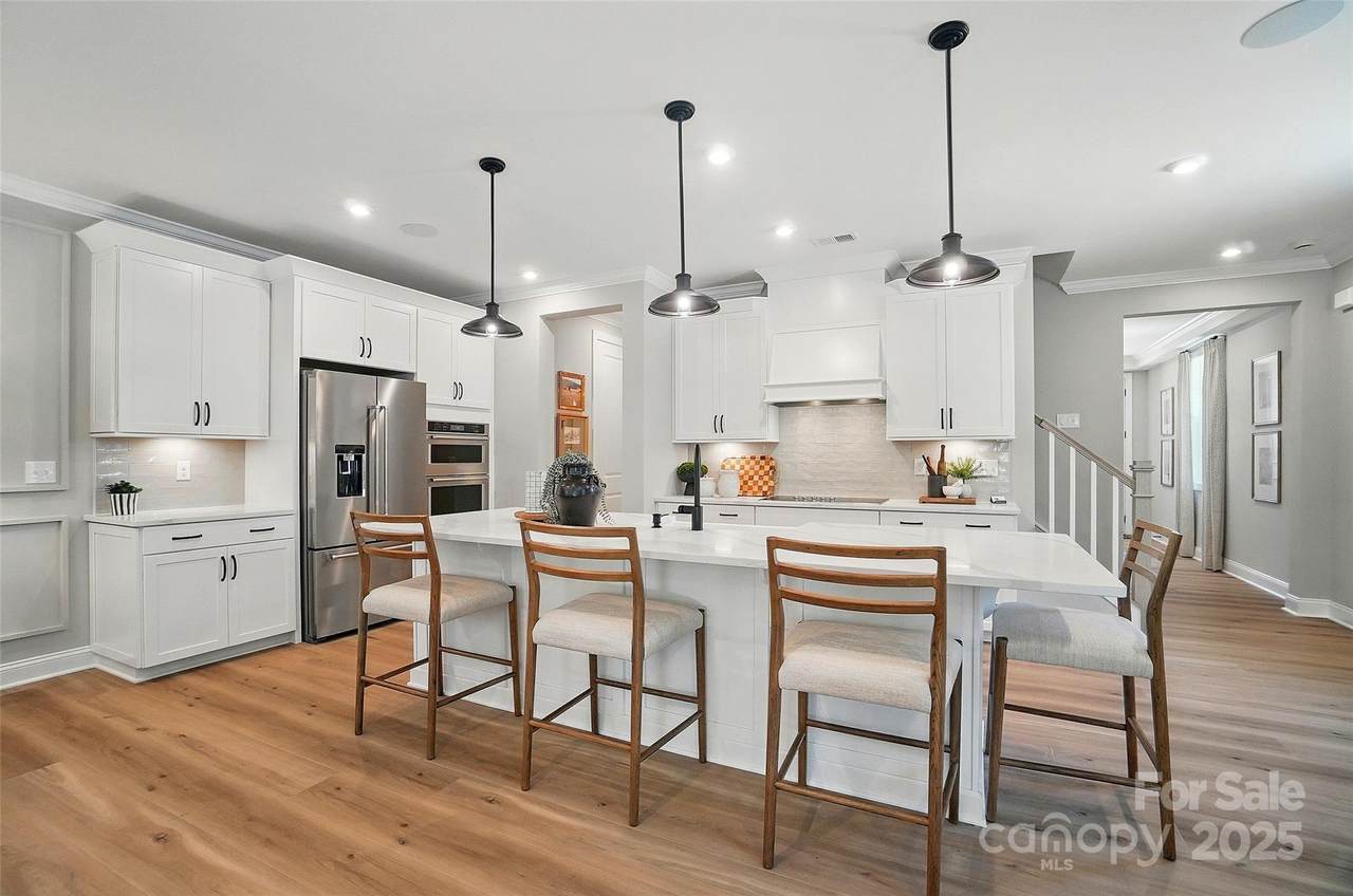 12051 Lavinia Lane - Photo 1