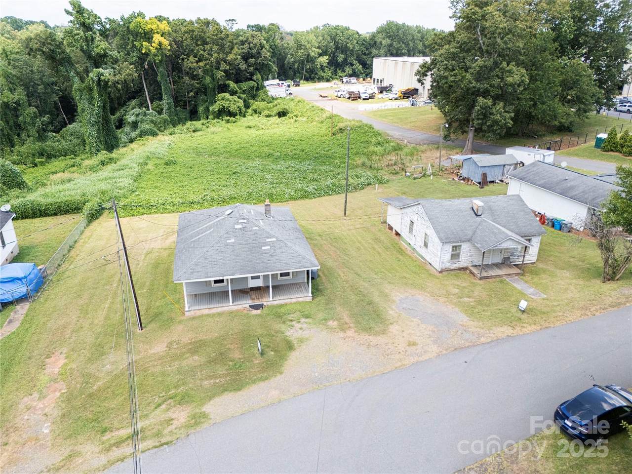 206 13th Street - Photo 1