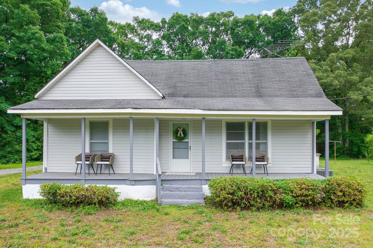 2126 Robby Drive - Photo 1