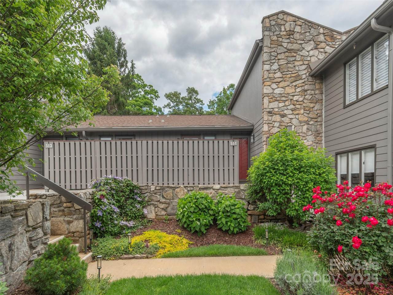 514 Crowfields Lane - Photo 1
