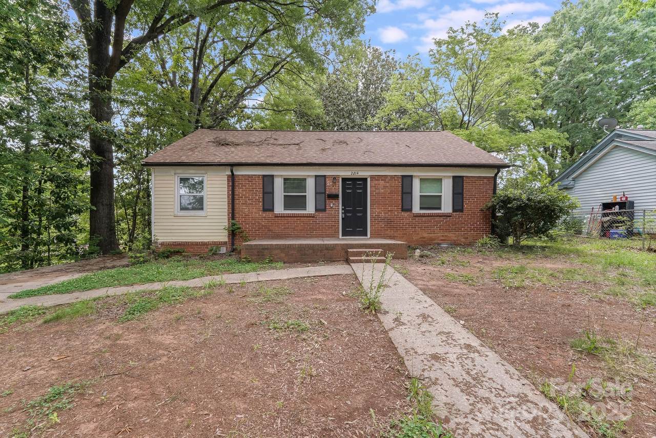 2214 Grimes Street - Photo 1