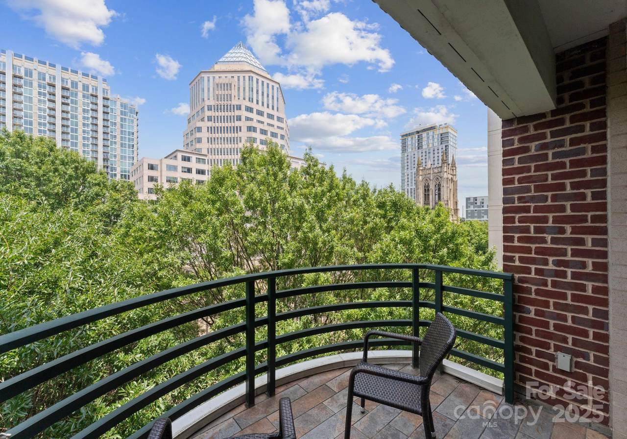 400 Church Street - Photo 1