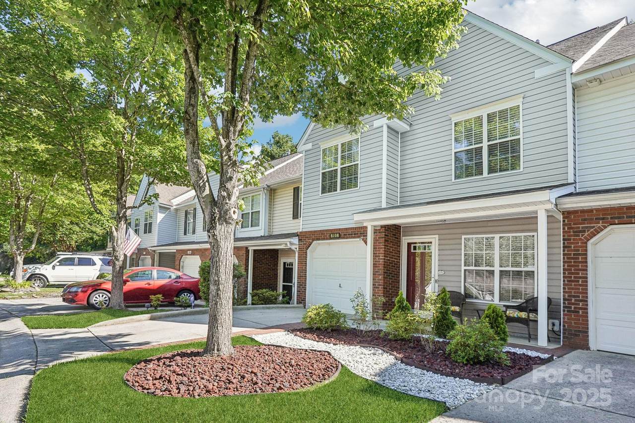 8108 Christmas Court - Photo 1