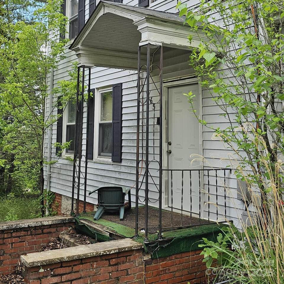 65 Mardell Circle - Photo 1