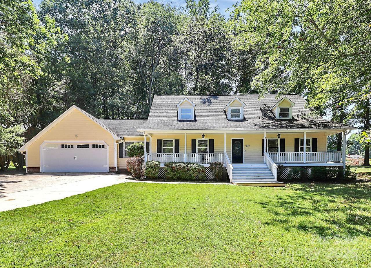 7852 Golf Course Drive - Photo 1