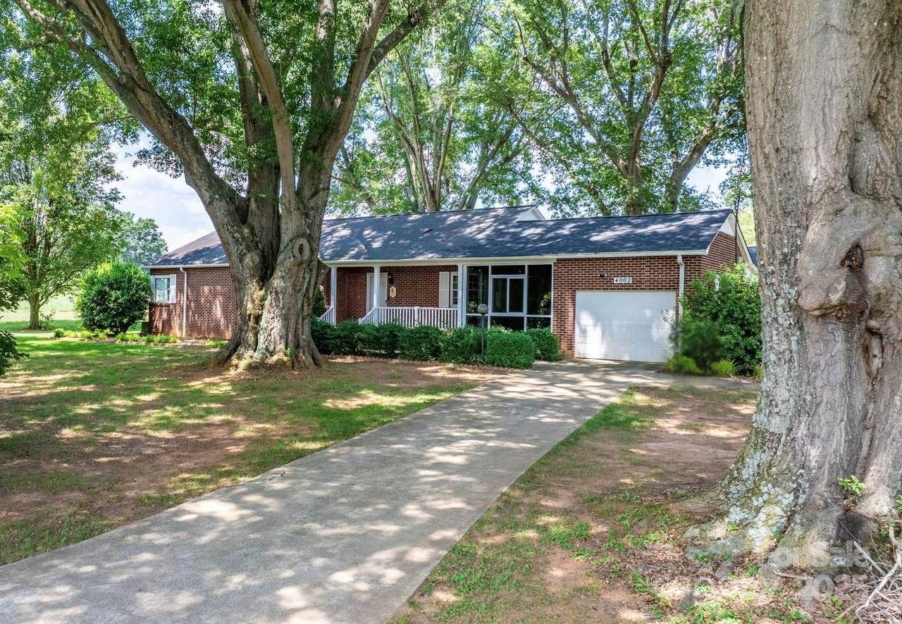 4002 Hickory Boulevard - Photo 1