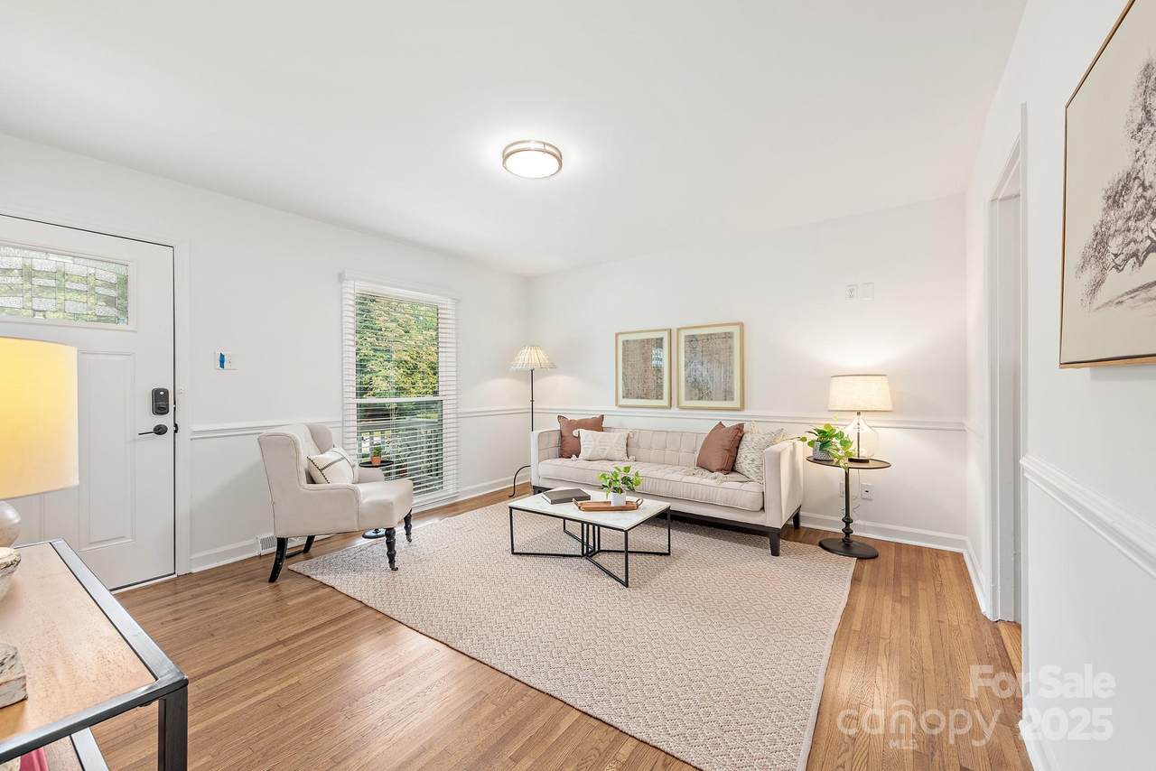 4533 Gainesborough Road - Photo 1