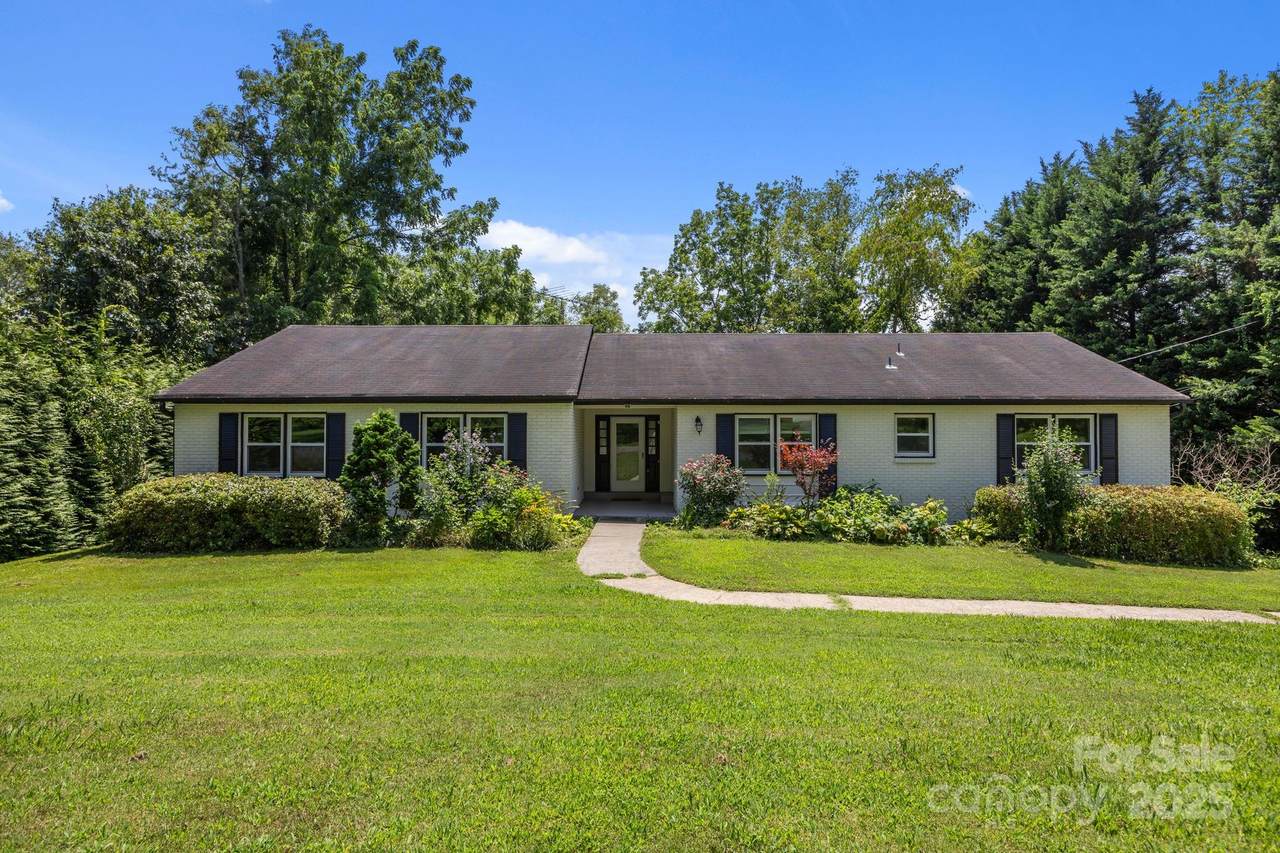 90 Knob Hill Road - Photo 1