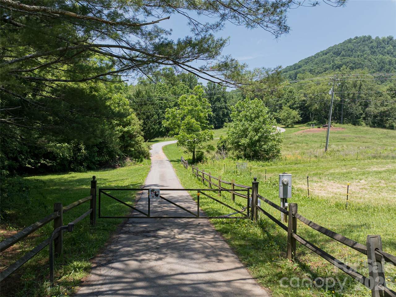 173 Avery Creek Road - Photo 1