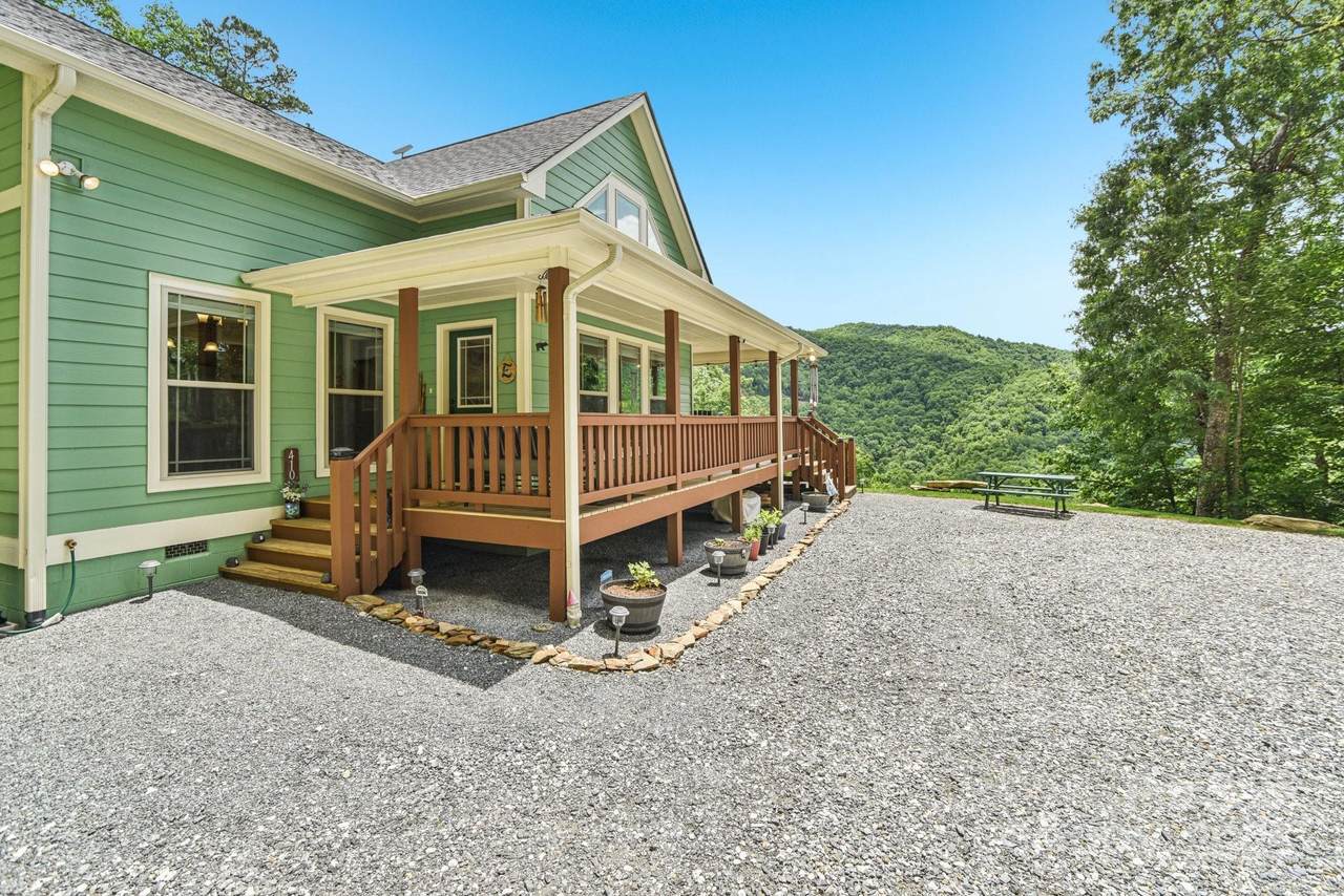 410 Moonlight Trail - Photo 1