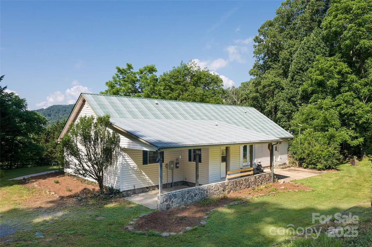 287 Walnut Ridge Drive - Photo 1