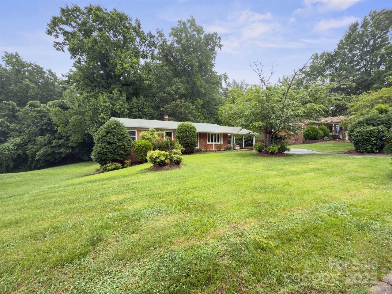 46 Donna Dale Avenue - Photo 1