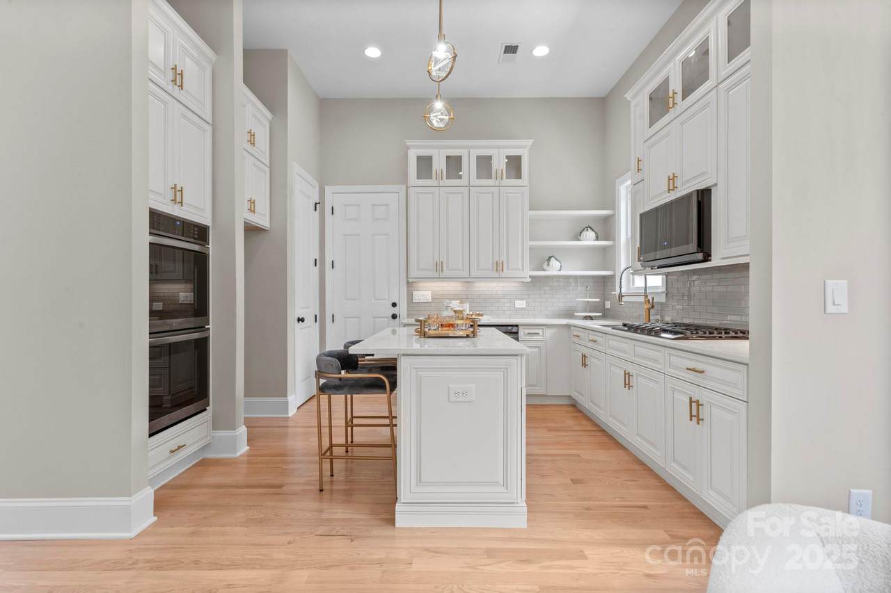 4015 Randolph Road - Photo 1