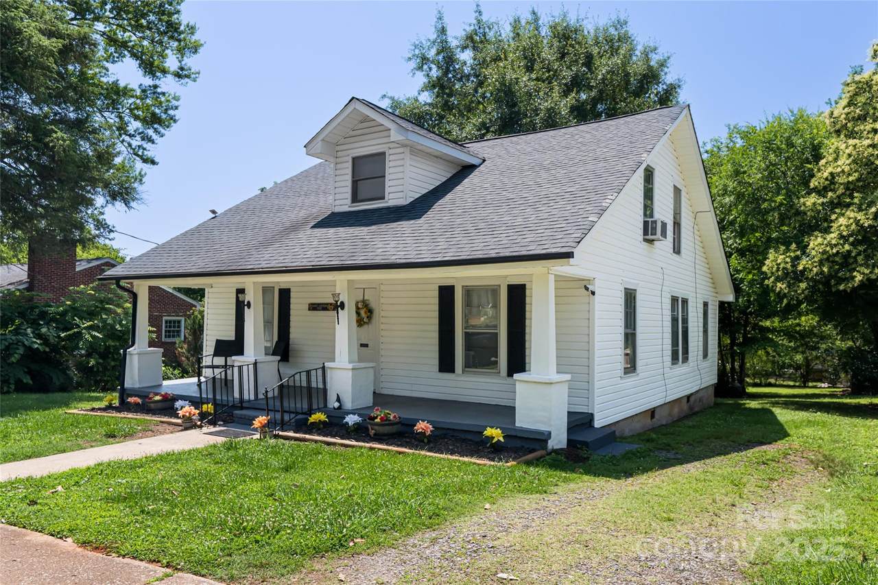 282 Arlington Street - Photo 1