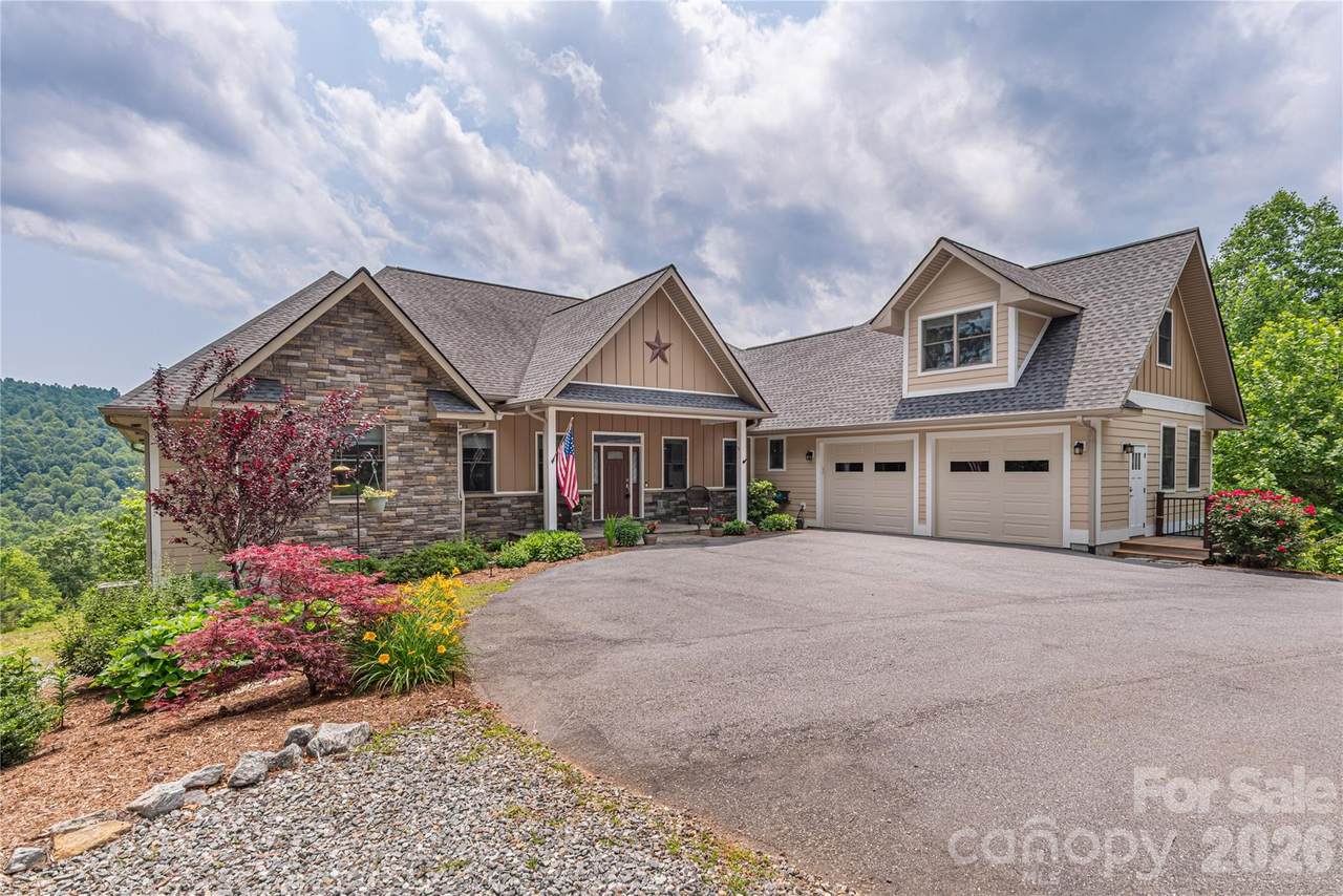 930 Big Raven Lane - Photo 1