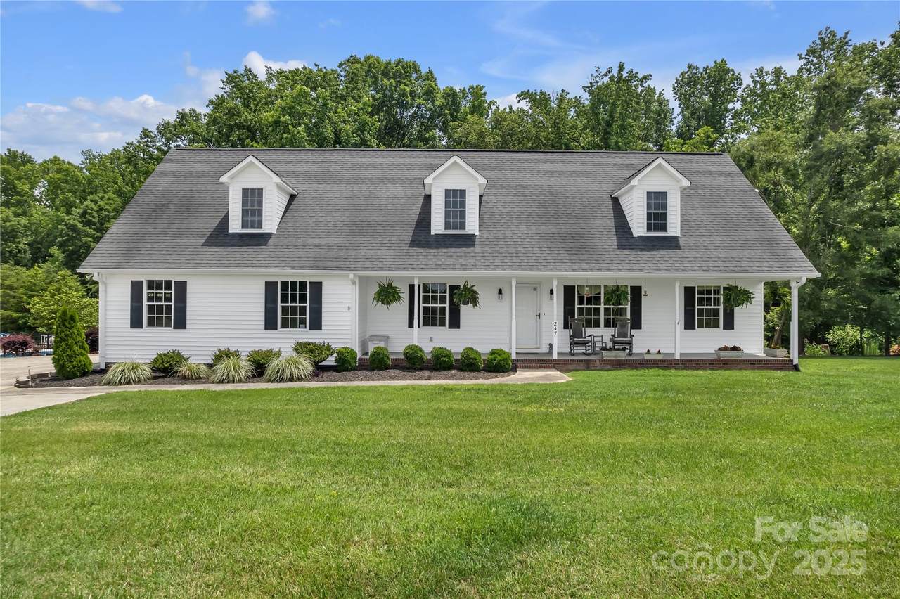 247 Helton Road - Photo 1