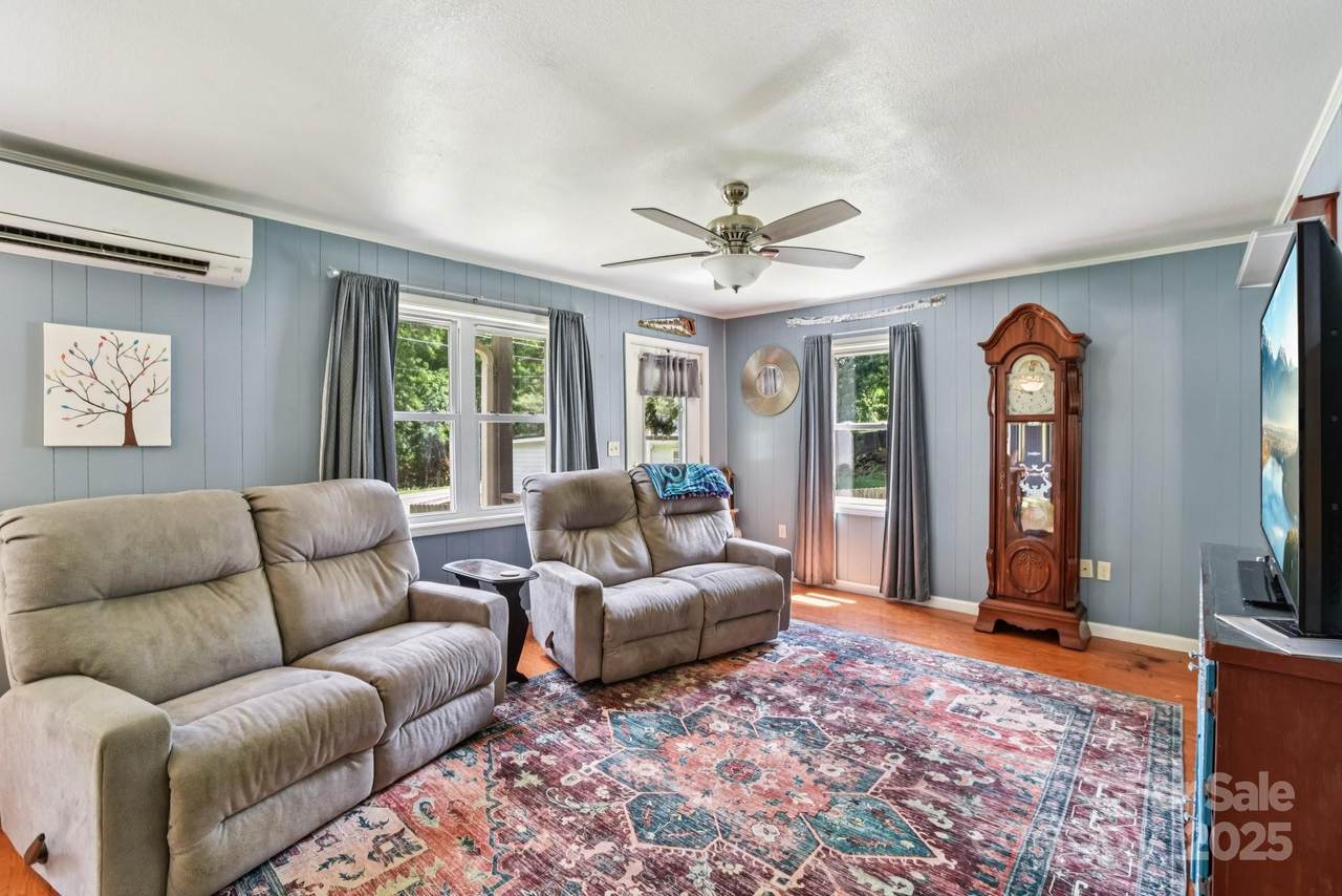 19 Lockman Road - Photo 1