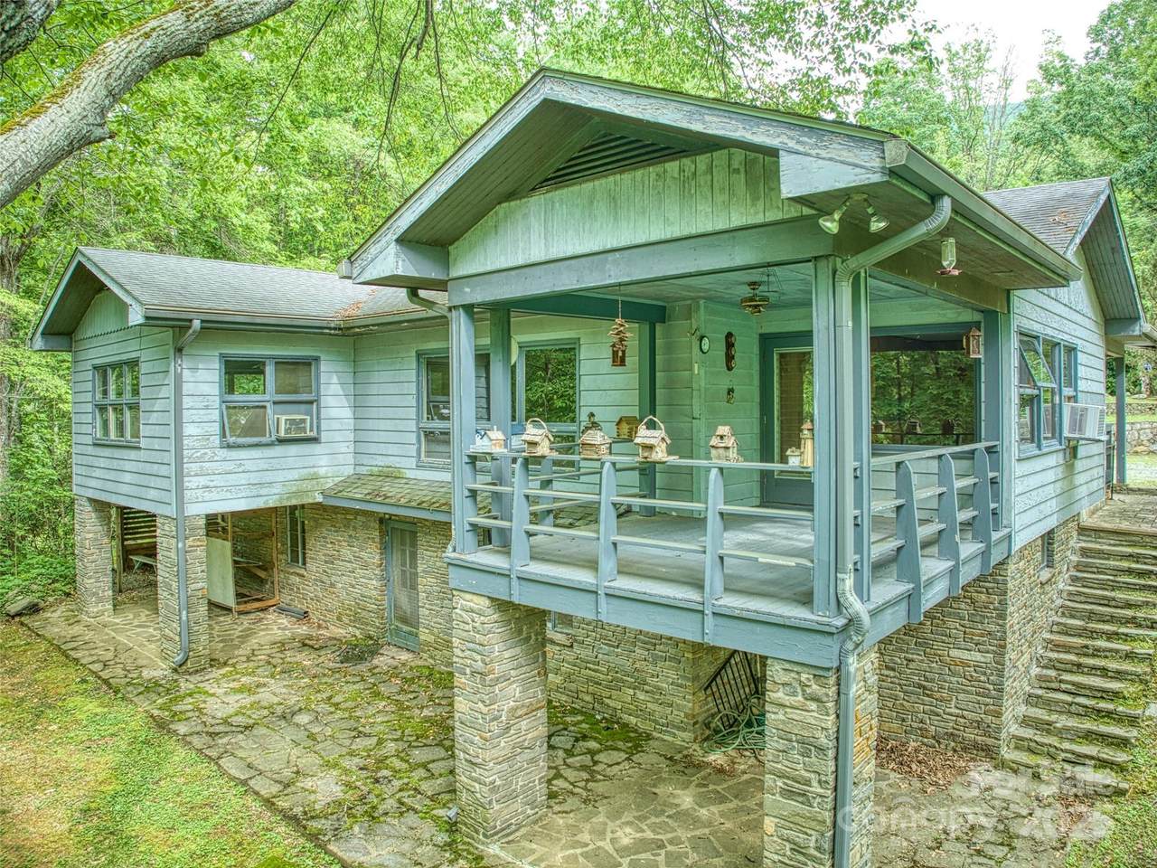 88 Laurel Loop - Photo 1