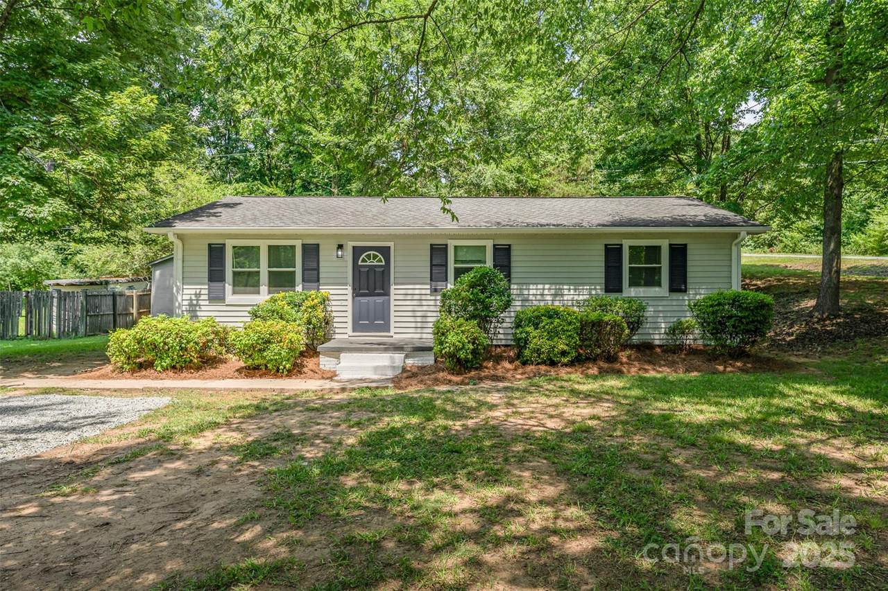 3724 Patricia Drive - Photo 1