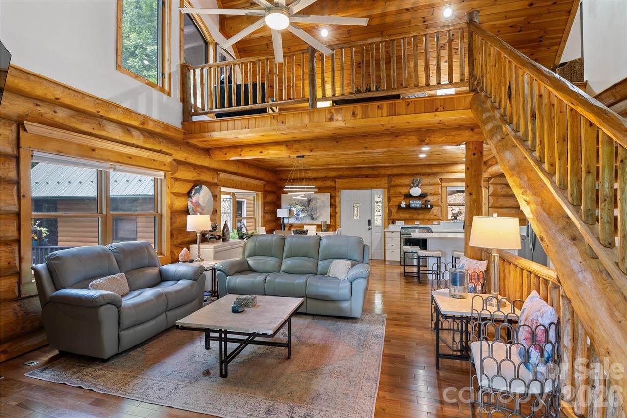 205 Chestnut Village - Photo 1