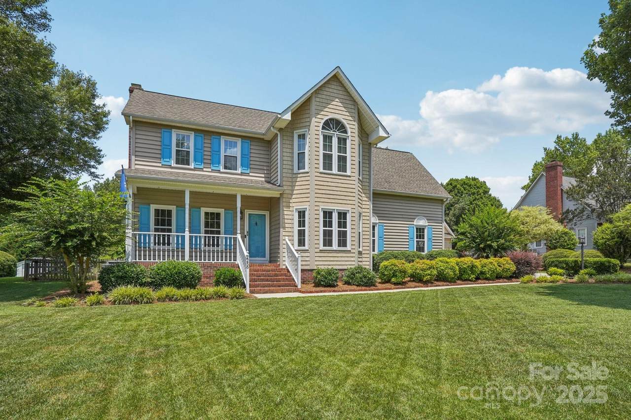 2256 Drawbridge Court - Photo 1
