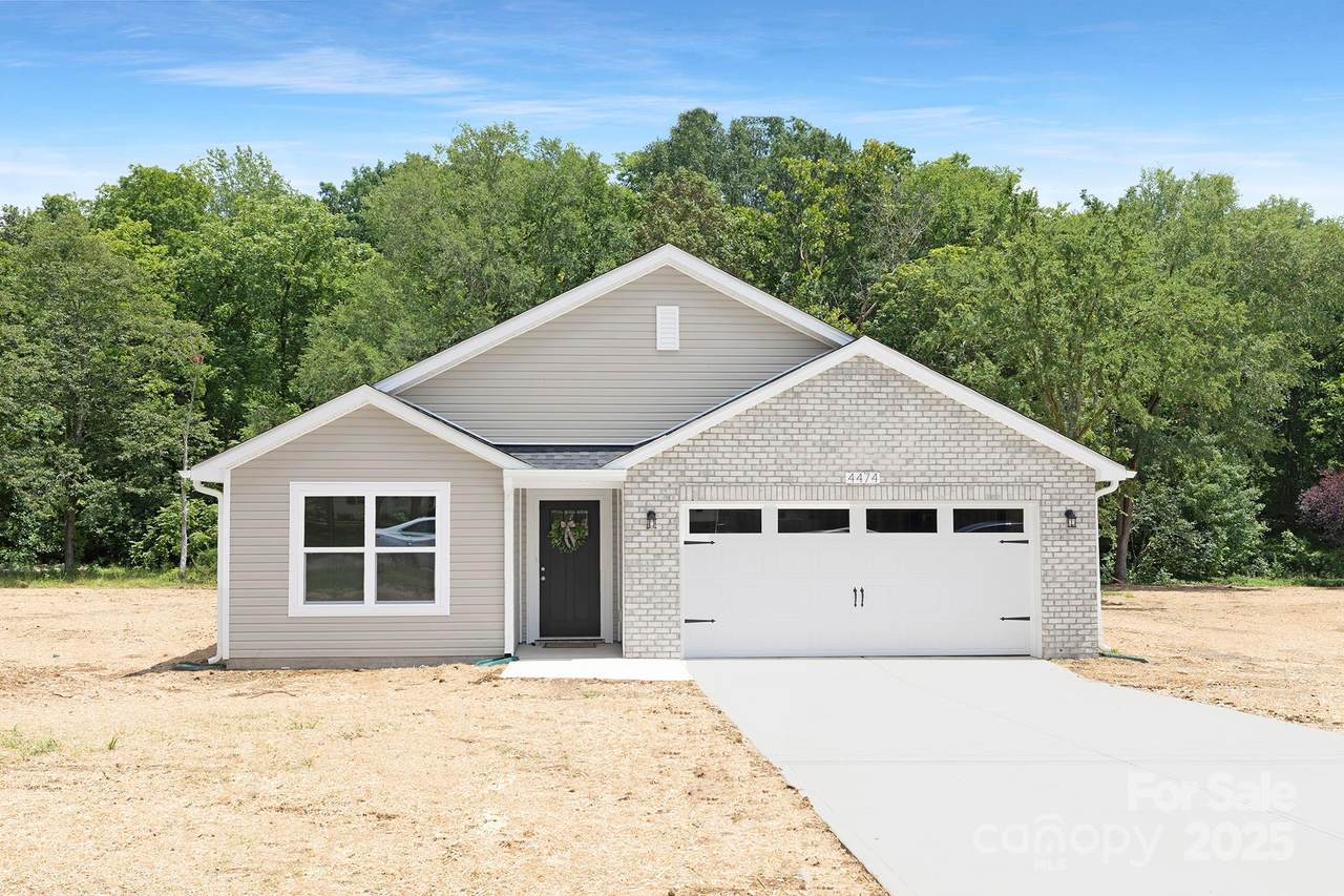 4474 Pebblebrook Circle - Photo 1