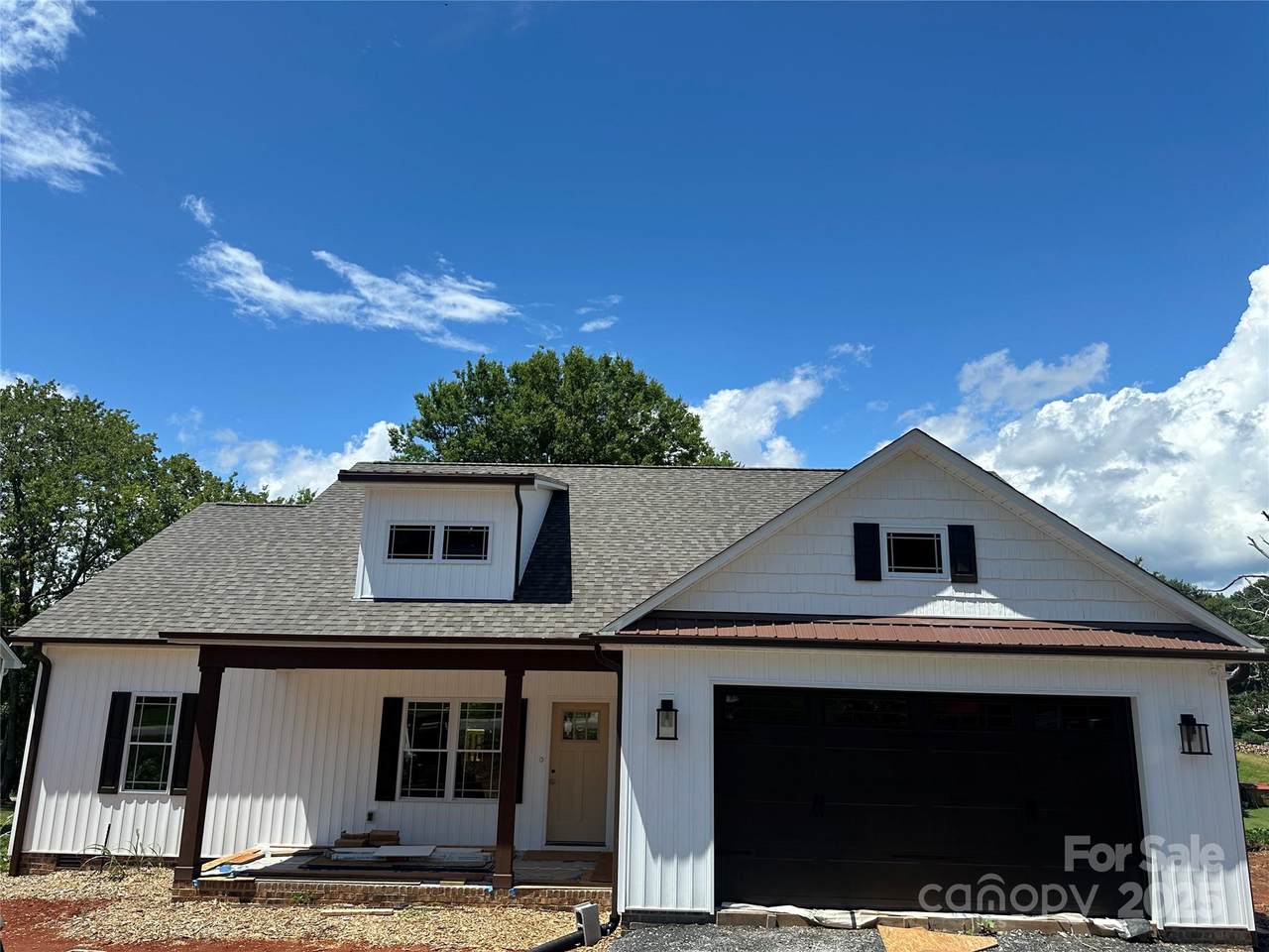 4940 Southview Drive - Photo 1