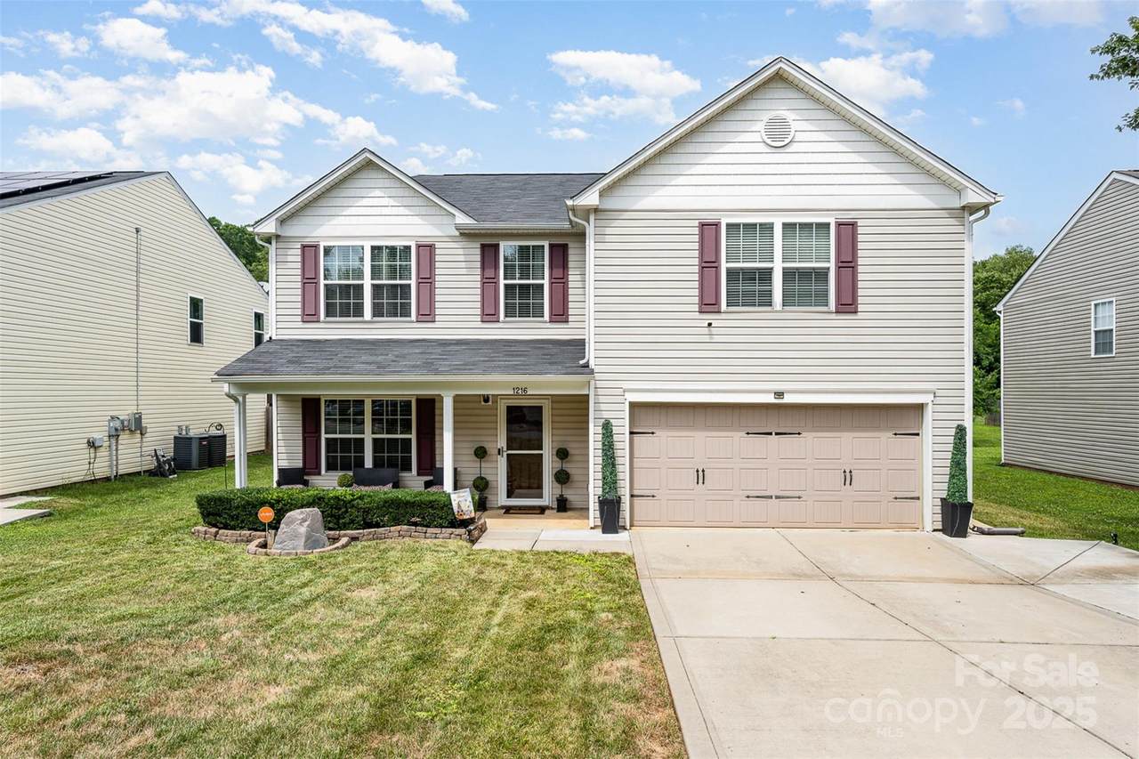 1216 Catawba Run - Photo 1