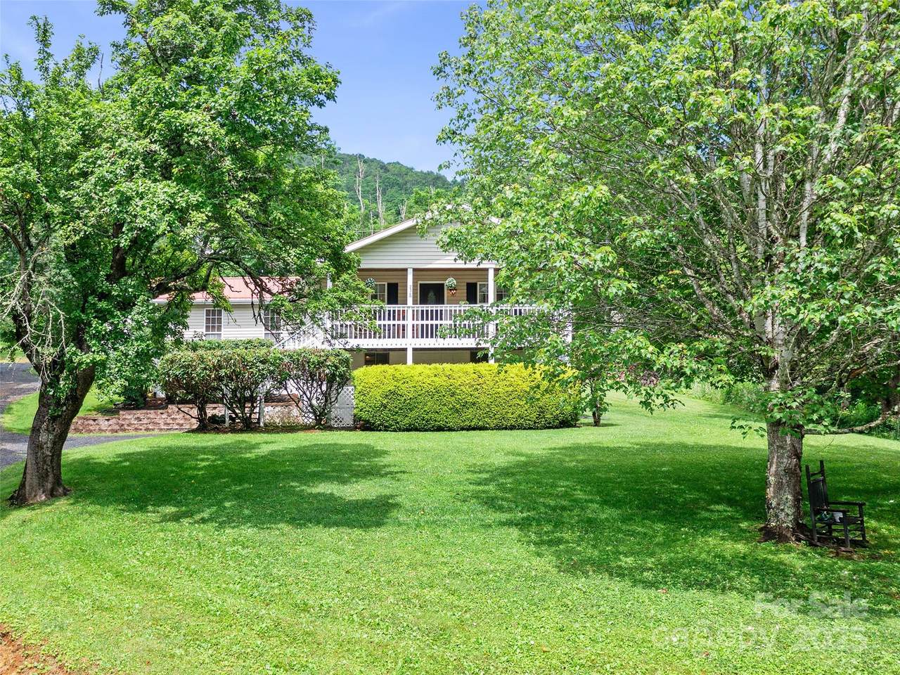 236 Old Roan Mountain Road - Photo 1