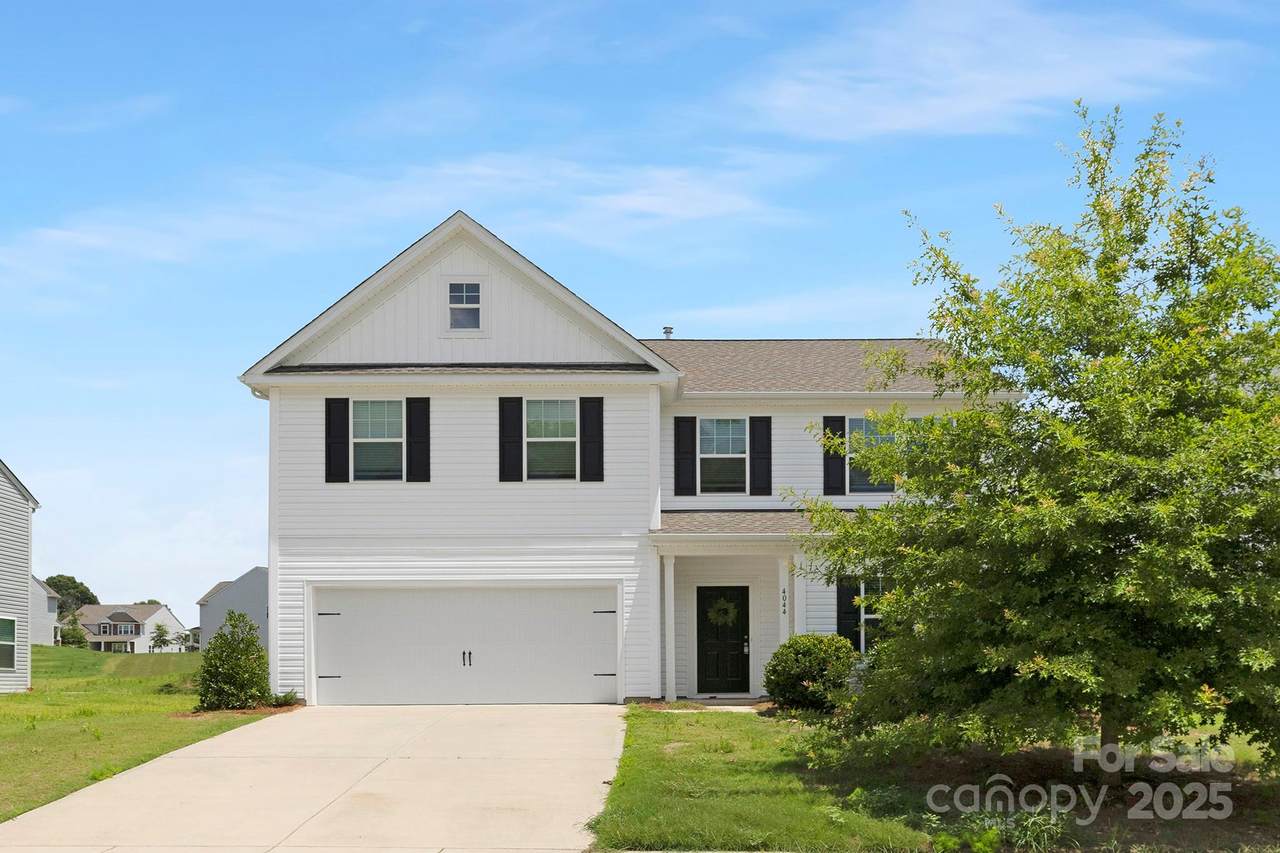 4044 Beacon Avenue - Photo 1