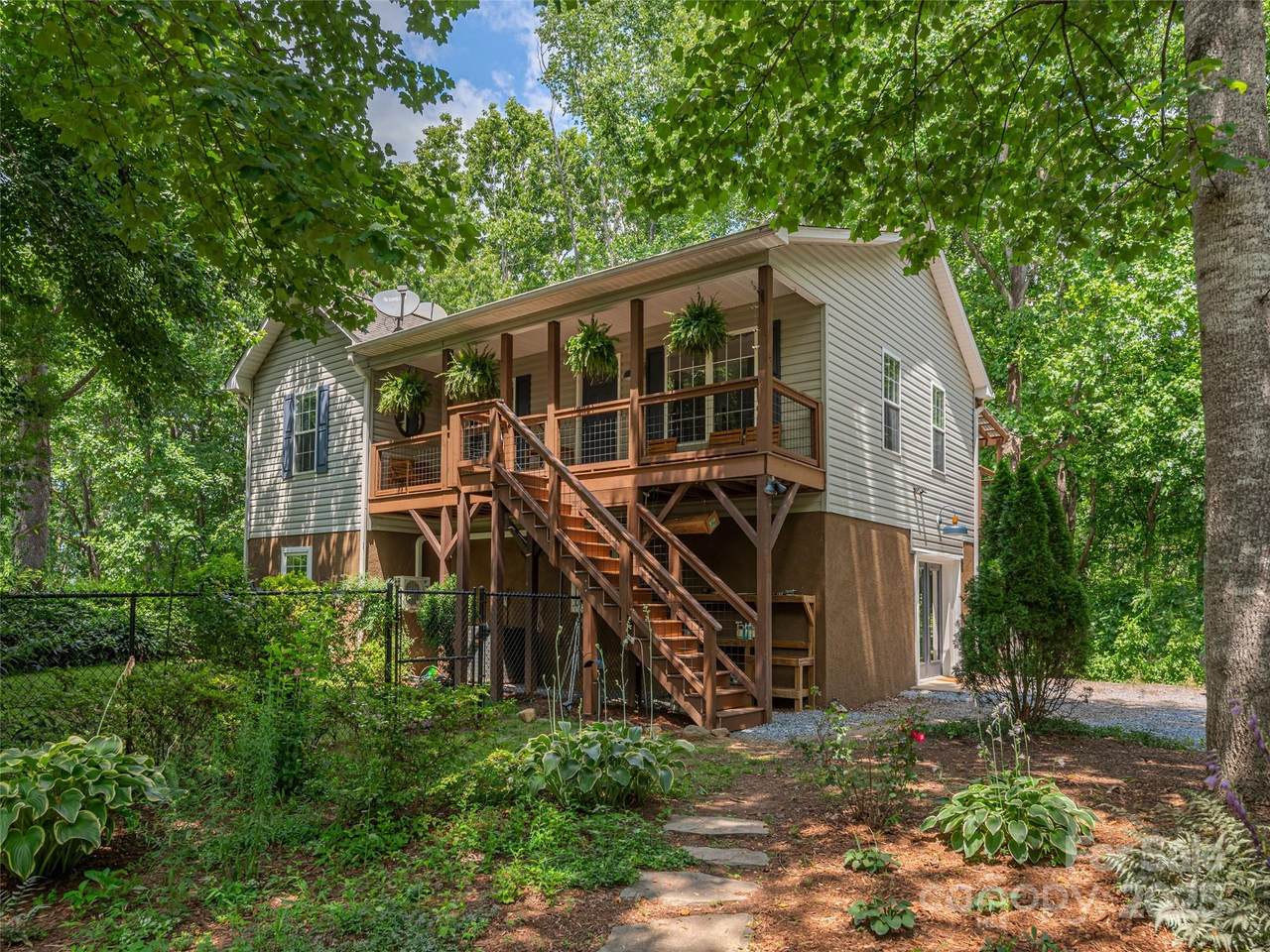 15 Maplewood Drive - Photo 1