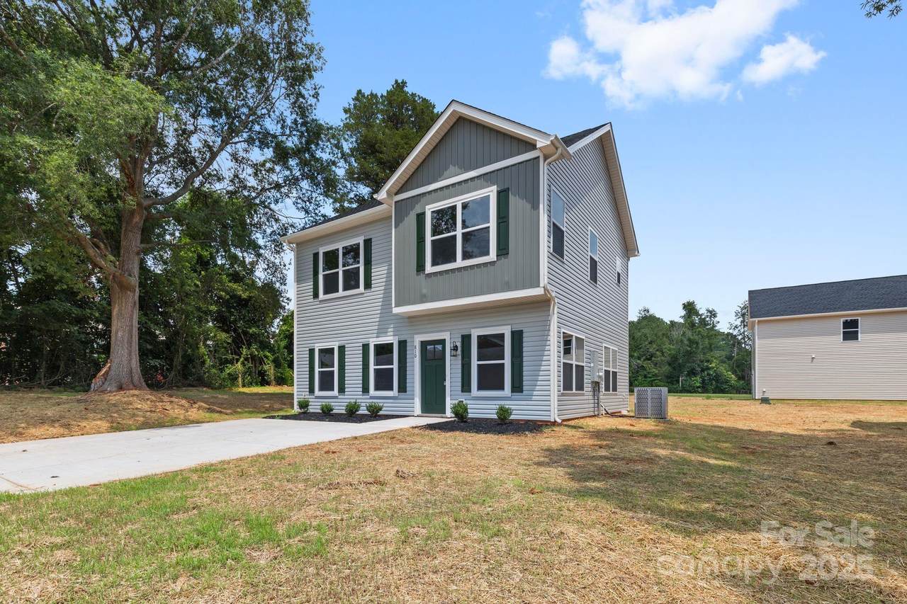 810 Wesley Drive - Photo 1