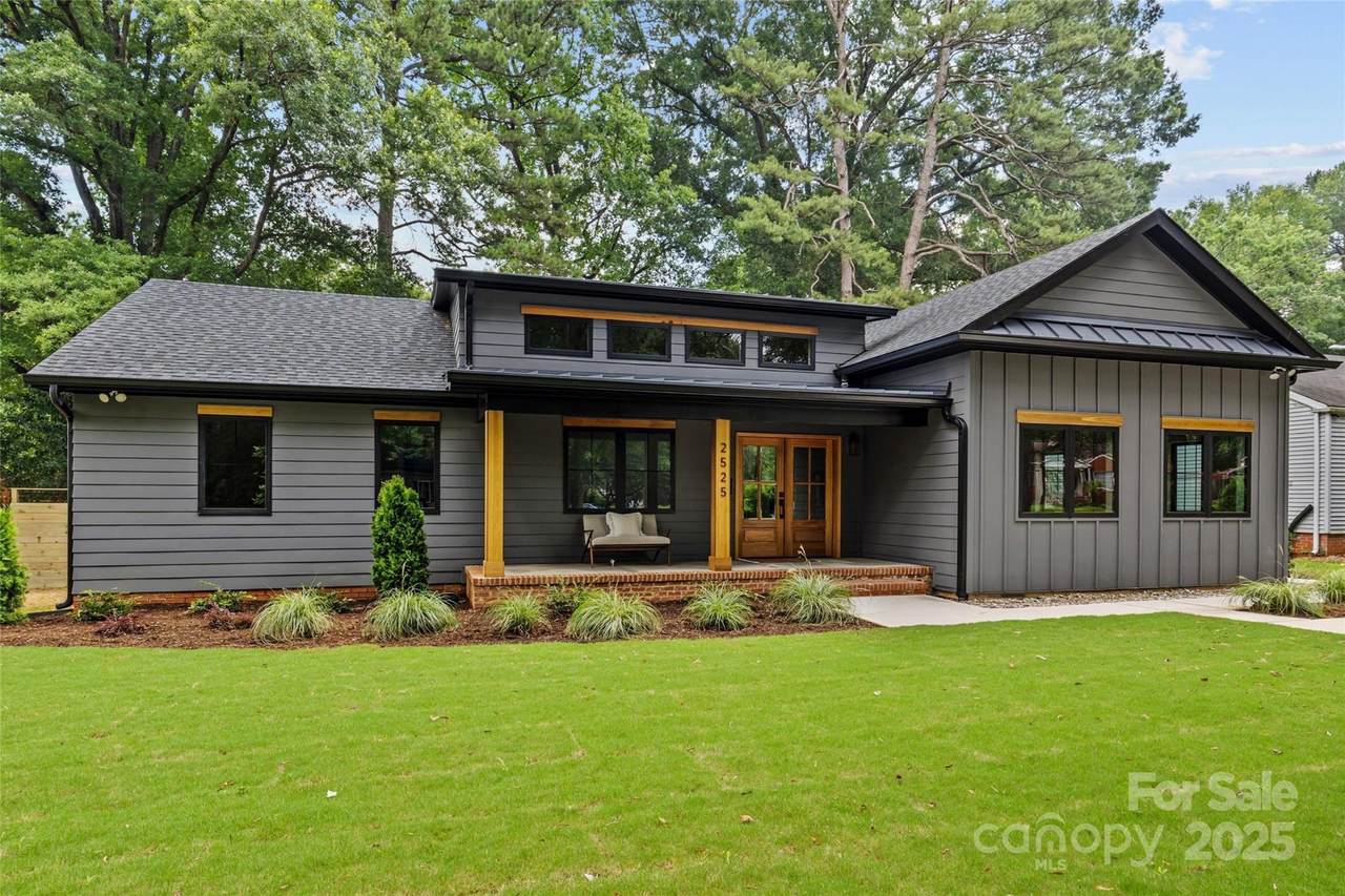 2525 Lumina Avenue - Photo 1