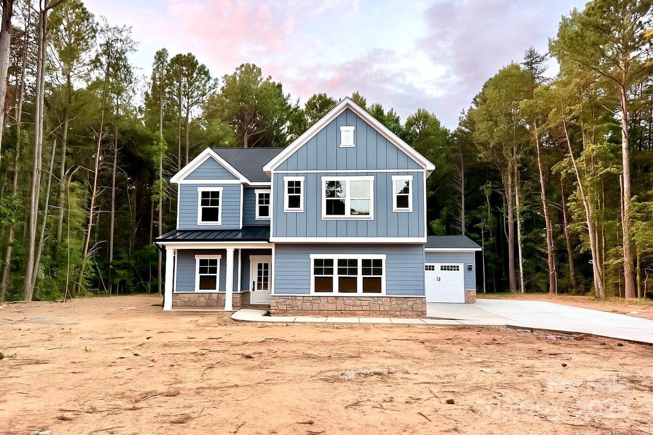 617 Autumnlight Drive - Photo 1