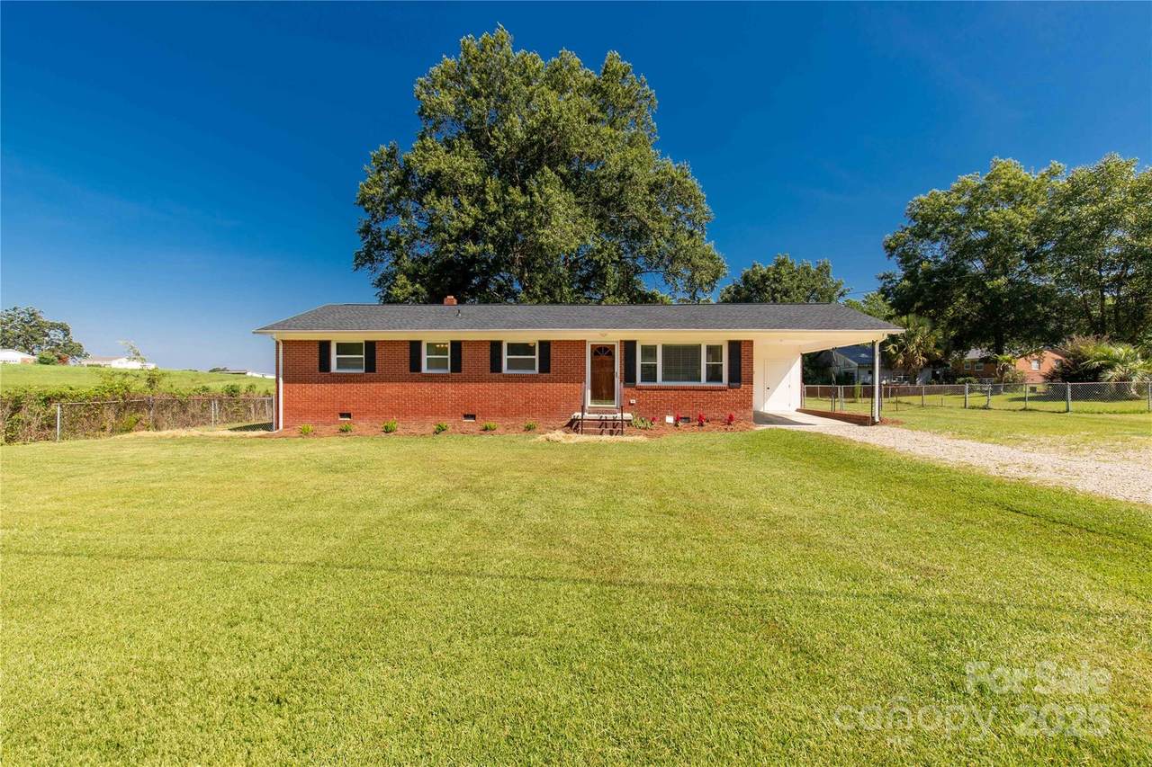1156 Suttle Road - Photo 1