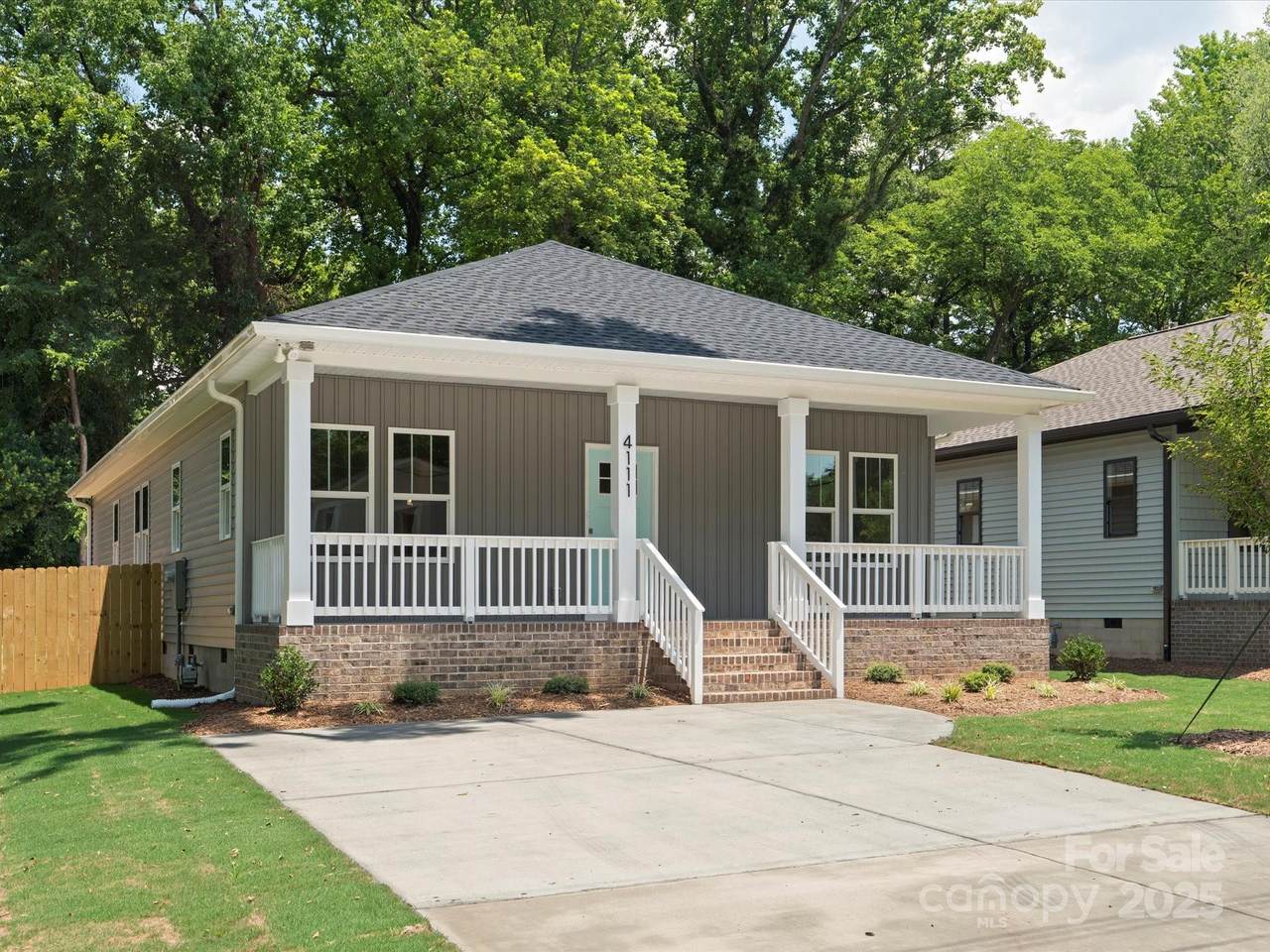 4111 Rutgers Avenue - Photo 1