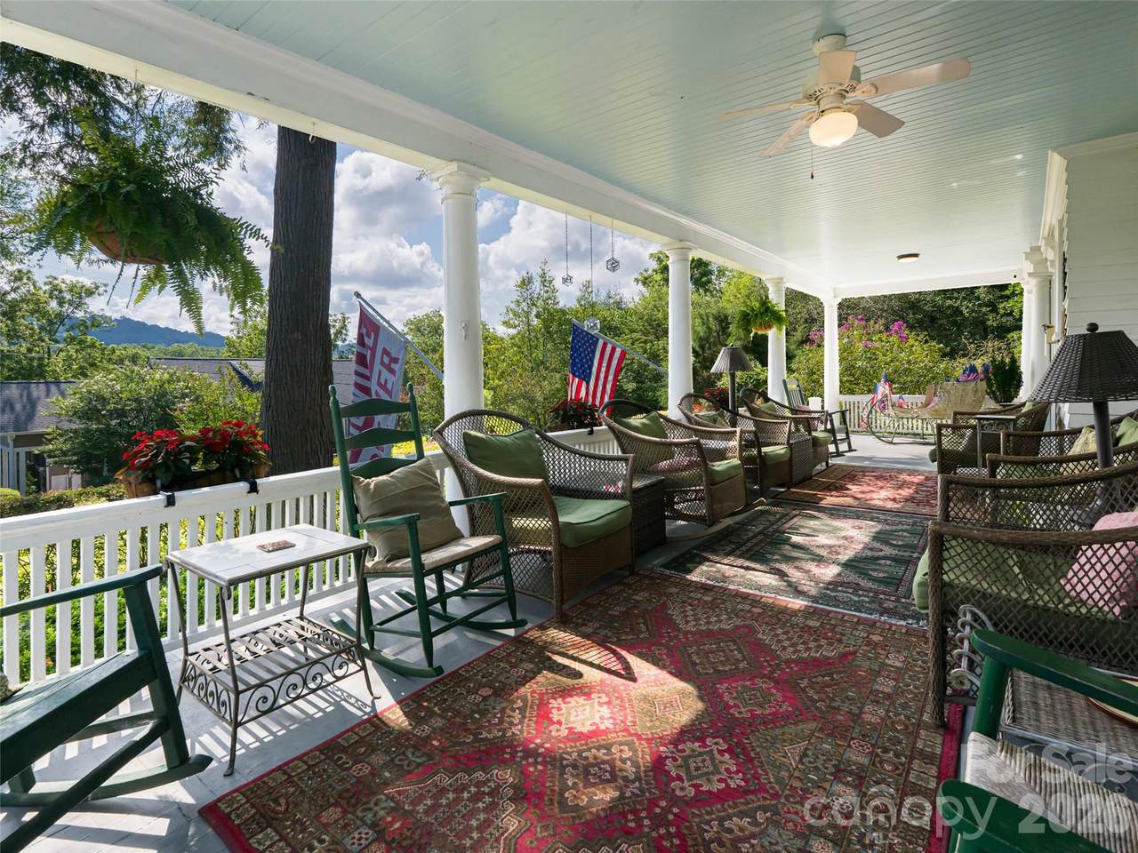 46 Cumberland Circle - Photo 1