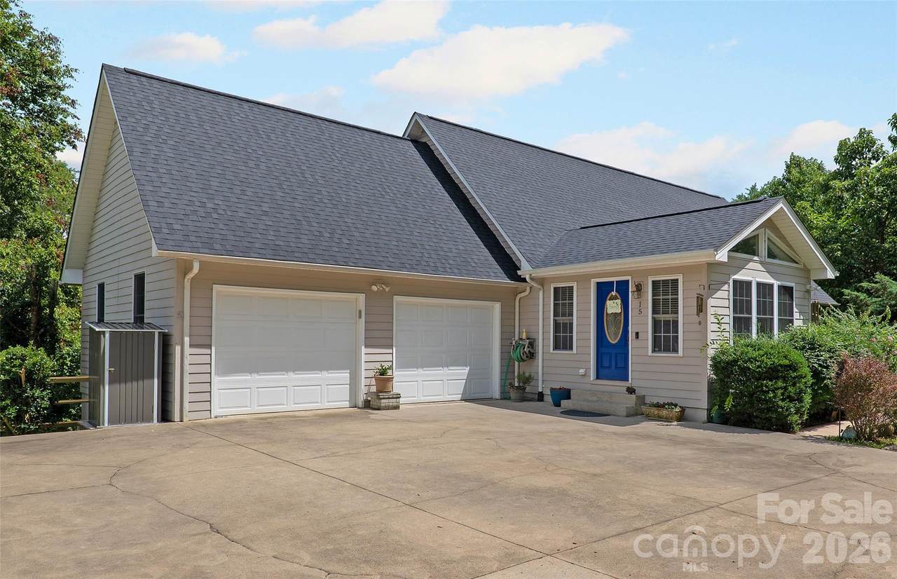 15 Willow Knolls Drive - Photo 1
