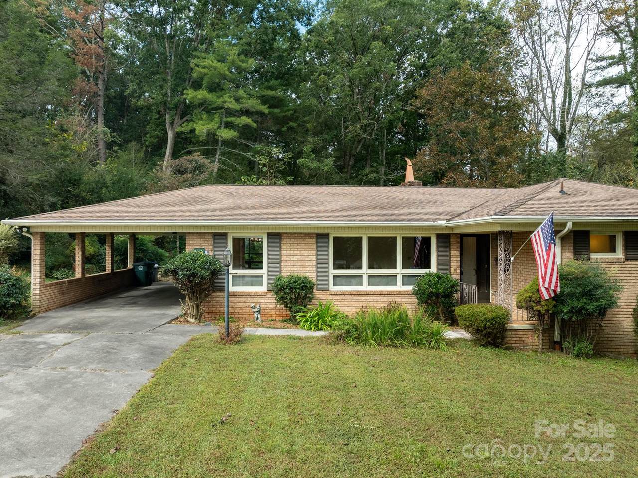 3321 Hollyhill Circle - Photo 1