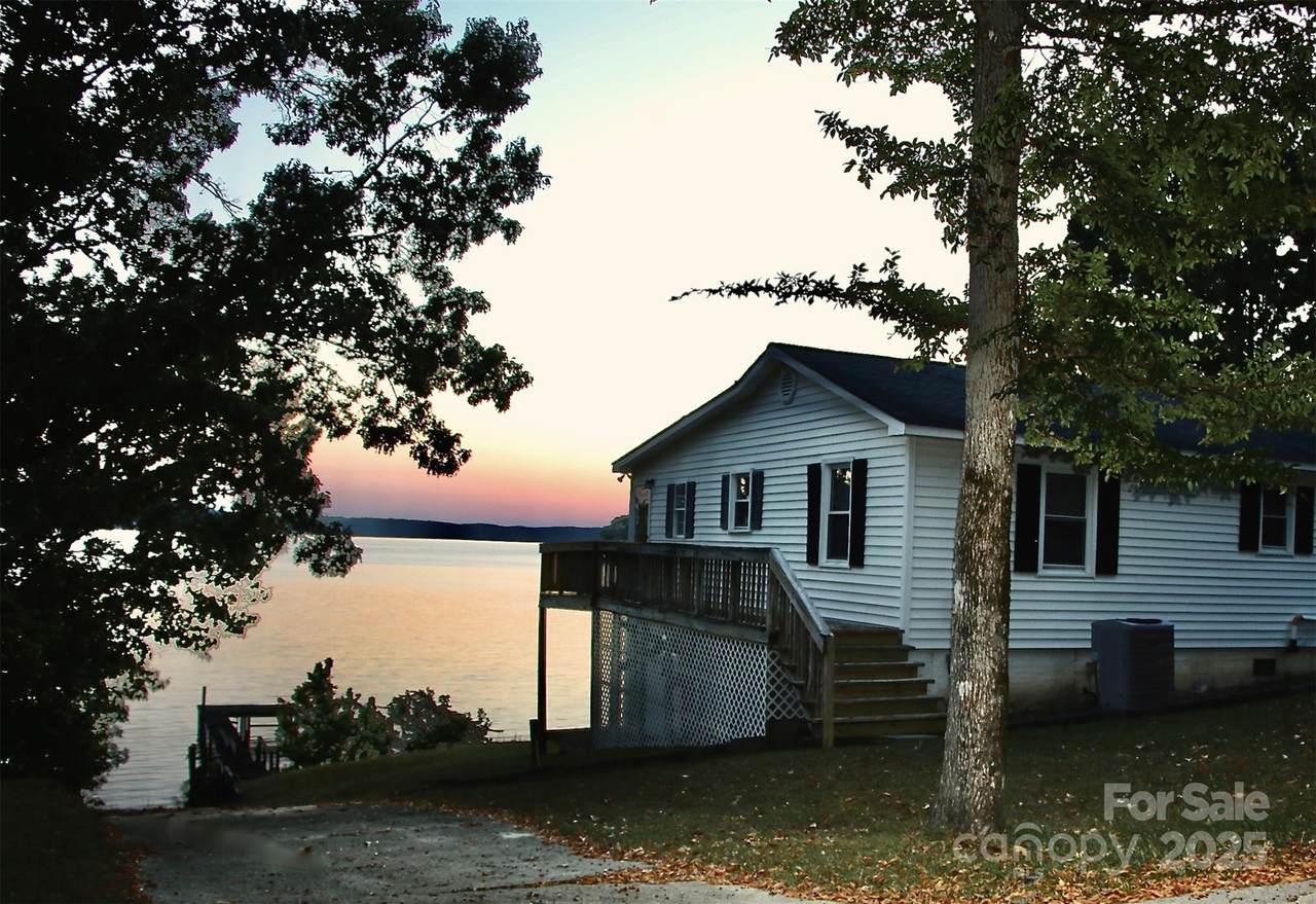 2298 Singleton Creek Road - Photo 1