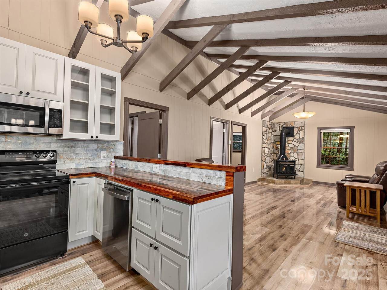 31 Poplar Lane - Photo 1