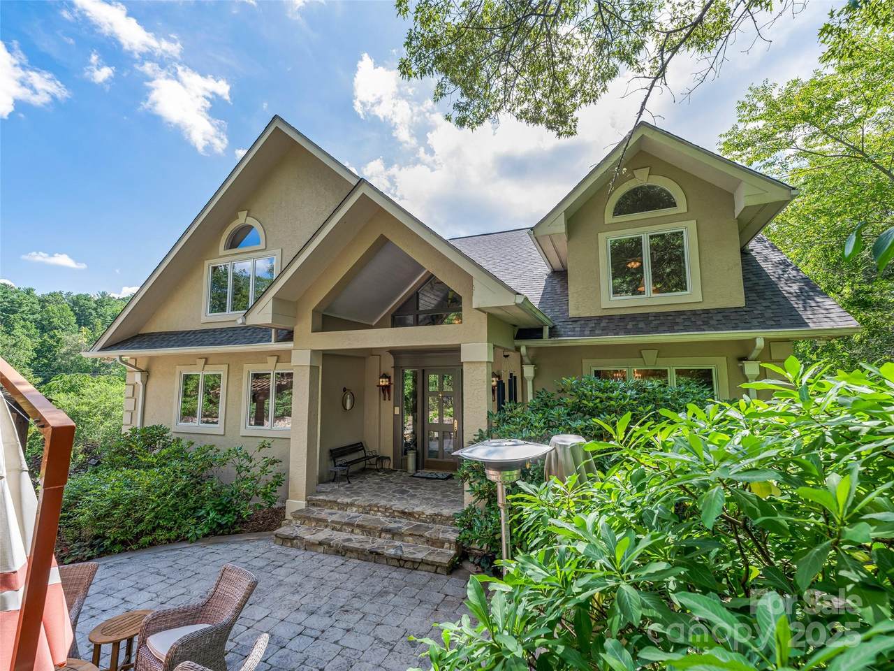 212 Plains Drive - Photo 1