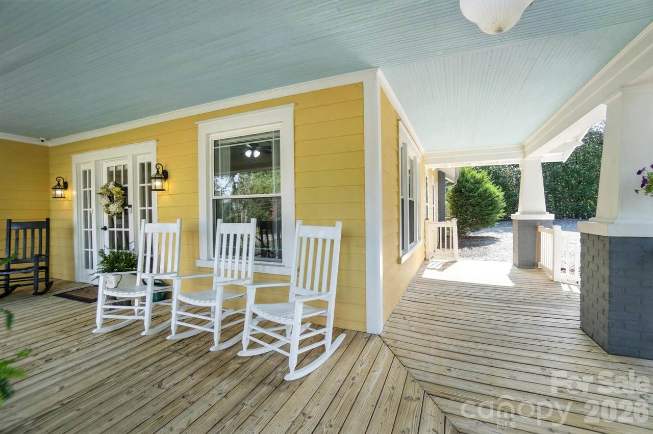 502 Elm Street - Photo 1