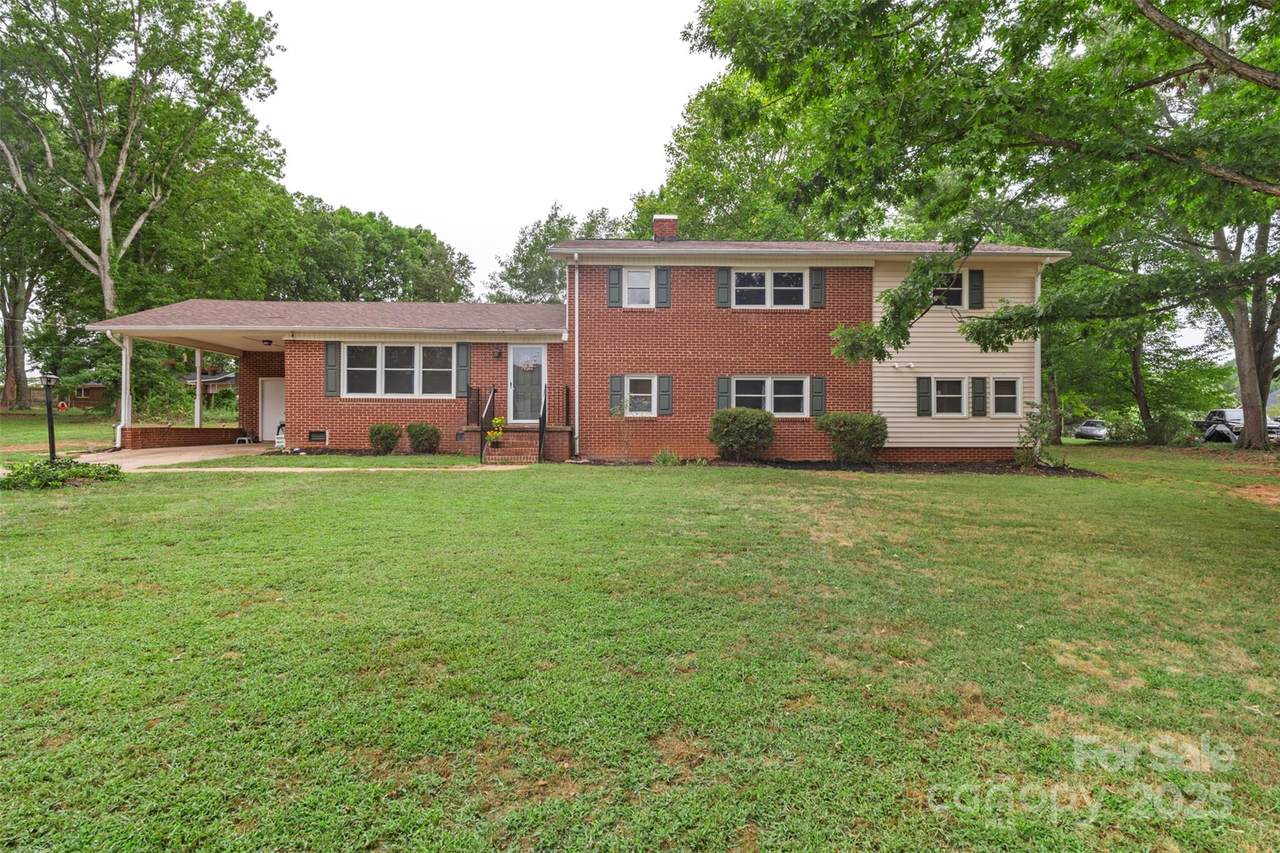 237 Edgewood Street - Photo 1